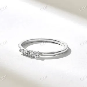 0.13CTW Ascending Round Diamond Wedding Band