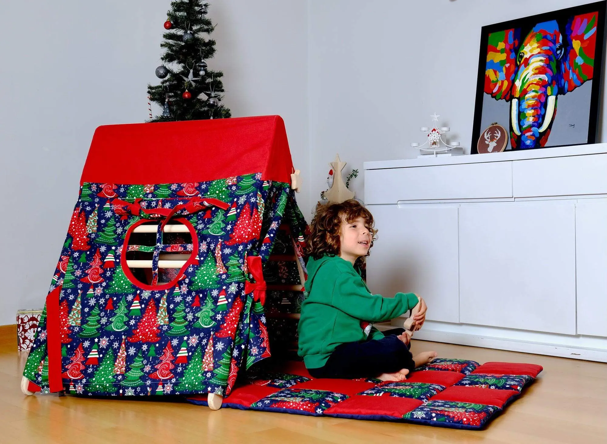 Christmas Play Tent & Play Mat for Climbing Triangle | Engaging Play Environment